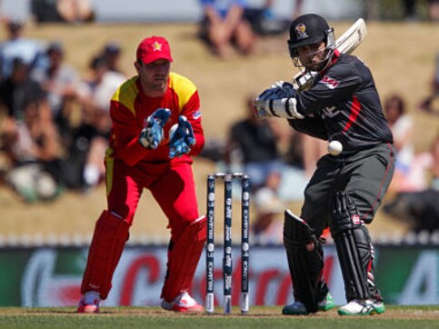 World Cup 2015: Zimbabwe hang tough to beat UAE by four wickets World Cup 2015: Zimbabwe hang tough to beat UAE by four wickets