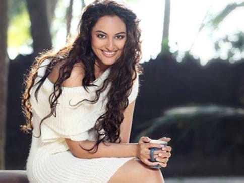 FIR against AIB: Sonakshi not named because her dad is a BJP MP, alleges Mahesh Bhatt