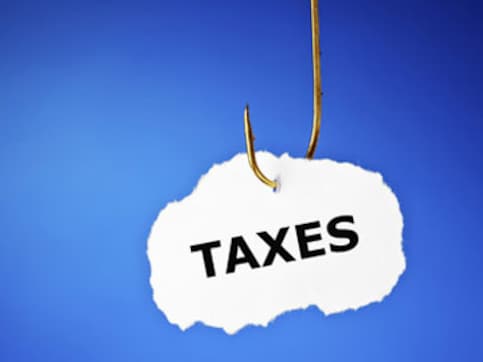 I-T exemption limit to LTA: FM Jaitley may dole out tax sops to win over the middle class I-T exemption limit to LTA: FM Jaitley may dole out tax sops to win over the middle class