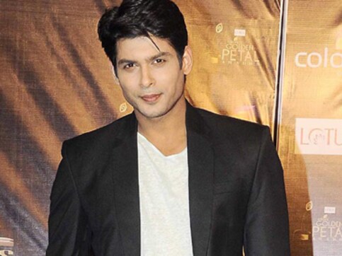 Crime prevails even in a holy city like Mathura, says Siddharth Shukla Crime prevails even in a holy city like Mathura, says Siddharth Shukla