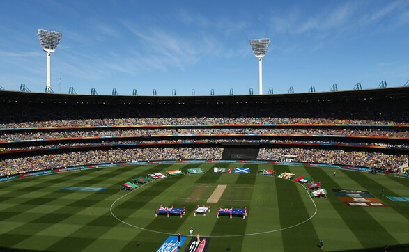 Catches, falls and sixes: Australia win World Cup final against New Zealand Catches, falls and sixes: Australia win World Cup final against New Zealand