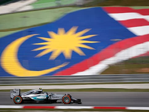 Malaysian GP free practice: Rosberg fastest, Hamilton suffers engine issue Malaysian GP free practice: Rosberg fastest, Hamilton suffers engine issue
