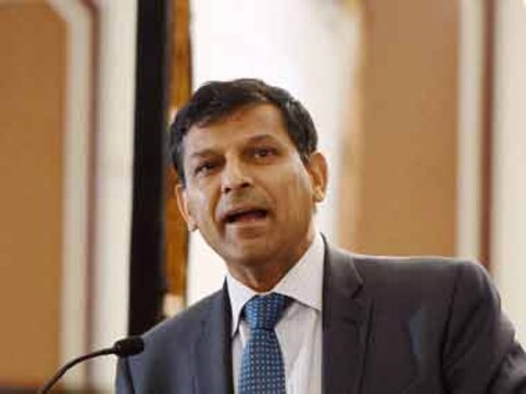 Rajan's rate cut decision signals widening gulf between RBI governor, top ranks