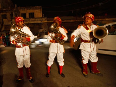 Eight injured in fight over choice of songs at marriage ceremony Eight injured in fight over choice of songs at marriage ceremony