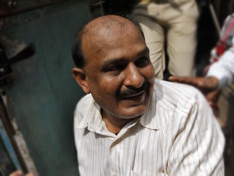 Gujarat riots: Naroda Patiya massacre convict Babu Bajrangi in 'bad shape', cops tell SC in reply to his bail plea Gujarat riots: Naroda Patiya massacre convict Babu Bajrangi in 'bad shape', cops tell SC in reply to his bail plea