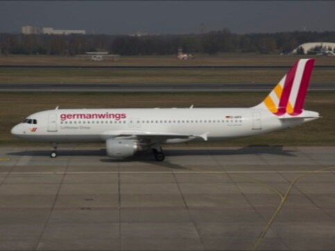 Merkel, Gauck to attend memorial service for Germanwings crash victims Merkel, Gauck to attend memorial service for Germanwings crash victims