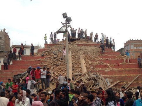 IAF evacuates 550 Indians from quake-hit Nepal