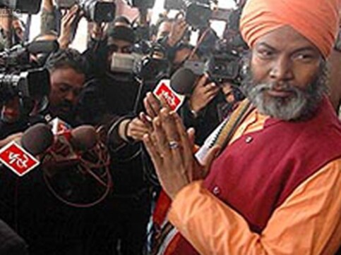 Twitter reacts: Sadhvi Prachi ji, I had chicken this weekend, what calamity can I expect? Twitter reacts: Sadhvi Prachi ji, I had chicken this weekend, what calamity can I expect?