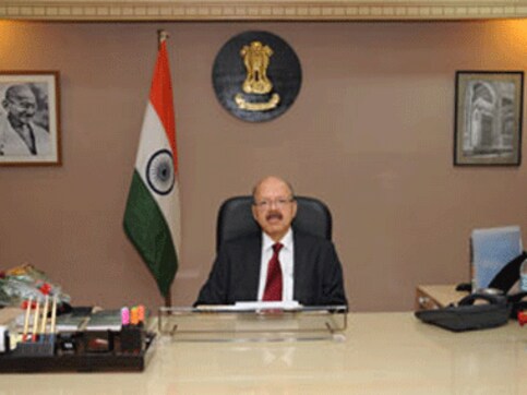 EC committed to conduct free and fair polls in Bihar: Zaidi EC committed to conduct free and fair polls in Bihar: Zaidi