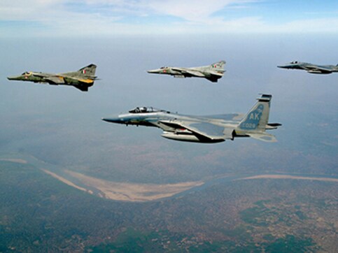Qatar signs $12 billion deal with US to buy F-15 jets even as tensions escalate between Gulf nations Qatar signs $12 billion deal with US to buy F-15 jets even as tensions escalate between Gulf nations