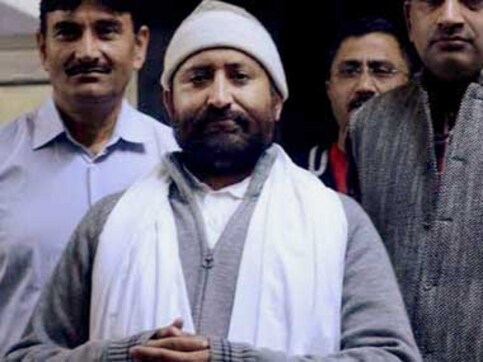 Rape accused Narayan Sai back in jail after mother's surgery gets cancelled Rape accused Narayan Sai back in jail after mother's surgery gets cancelled