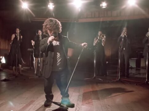 Watch: Game of Thrones star Peter Dinklage sings about the show's dead characters