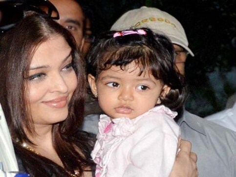 Aaradhya is used to paparazzi: Aishwarya Rai says cameras follow her everywhere Aaradhya is used to paparazzi: Aishwarya Rai says cameras follow her everywhere