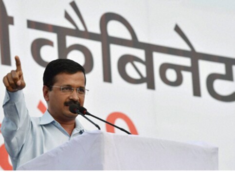 AAP's 'public Cabinet meet' at Connaught Place throws traffic into chaos AAP's 'public Cabinet meet' at Connaught Place throws traffic into chaos
