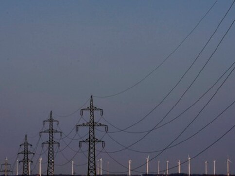 PowerGrid plans to spend Rs 22,500 cr for expansion plans in FY16 PowerGrid plans to spend Rs 22,500 cr for expansion plans in FY16