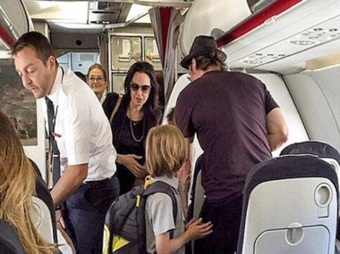 No starry airs: Brad Pitt, Angelina Jolie travel in economy class in France No starry airs: Brad Pitt, Angelina Jolie travel in economy class in France
