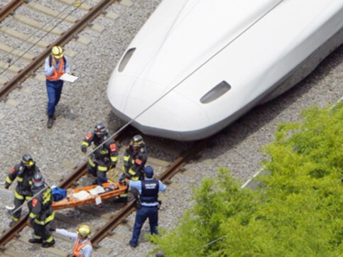 Japan: Two people feared dead as man sets himself on fire aboard Tokyo train Japan: Two people feared dead as man sets himself on fire aboard Tokyo train