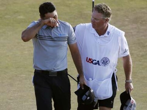 Golf: An epic effort from Jason Day results in four-way tie for US Open lead Golf: An epic effort from Jason Day results in four-way tie for US Open lead