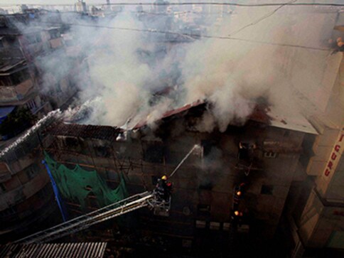 Kalbadevi fire report: Modernise Mumbai's fire brigade, says CM Fadnavis
