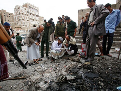 Saudi-led coalition air strikes kill dozens in Yemen's Hodeida, claim Houthis; UAE denies, blames Shia rebels Saudi-led coalition air strikes kill dozens in Yemen's Hodeida, claim Houthis; UAE denies, blames Shia rebels
