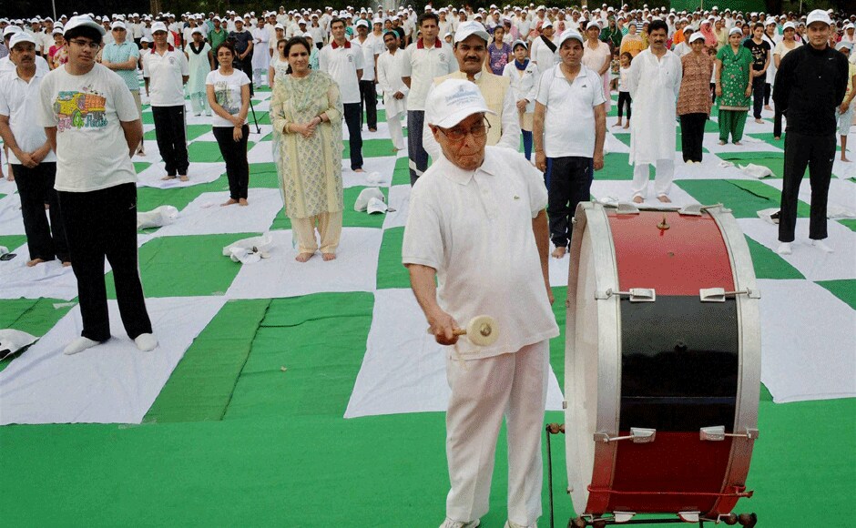 The Rashtrapati Bhavan too had a yoga event, and here we see an excited President Pranab Mukherjee inaugurating the event. PTI The Rashtrapati Bhavan too had a yoga event, and here we see an excited President Pranab Mukherjee inaugurating the event. PTI