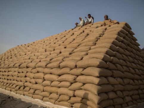 Untimely rains hit output: Indian millers buy 5 lakh t Australia wheat - biggest import in 10 years Untimely rains hit output: Indian millers buy 5 lakh t Australia wheat - biggest import in 10 years