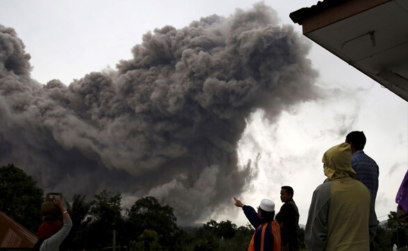 Indonesia: 10 hurt as volcano erupts on Java Island, injured rushed to hospital Indonesia: 10 hurt as volcano erupts on Java Island, injured rushed to hospital