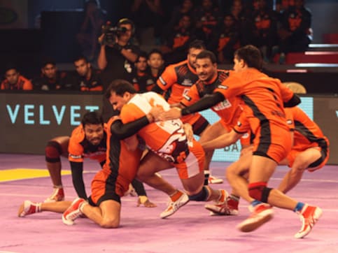 Pro Kabaddi: U Mumba finish home leg undefeated after derby win over Puneri Paltan Pro Kabaddi: U Mumba finish home leg undefeated after derby win over Puneri Paltan