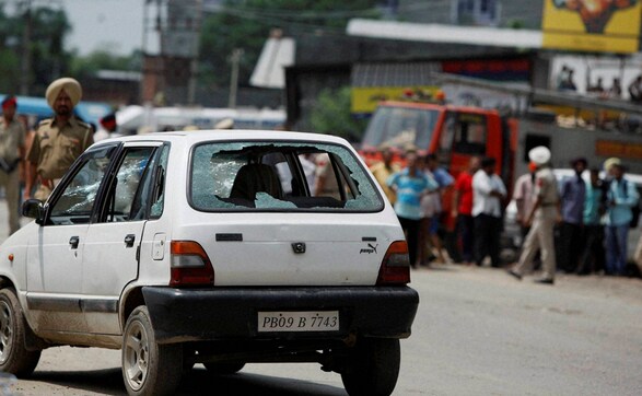 Terror strikes Punjab after 8 years: Encounter in Gurdaspur leaves eight dead Terror strikes Punjab after 8 years: Encounter in Gurdaspur leaves eight dead