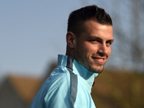 After Schweinsteiger, Manchester United complete signing of Morgan Schneiderlin After Schweinsteiger, Manchester United complete signing of Morgan Schneiderlin