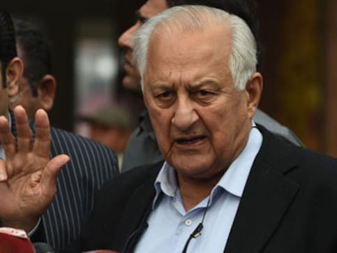 PCB chief Shahryar Khan dismisses Zaheer Abbas' call for Pakistan to play in India PCB chief Shahryar Khan dismisses Zaheer Abbas' call for Pakistan to play in India
