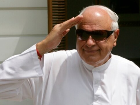 Farooq Abdullah dismisses Rajnath Singh's Kashmir trip, says he has 'no expectations' from visit Farooq Abdullah dismisses Rajnath Singh's Kashmir trip, says he has 'no expectations' from visit