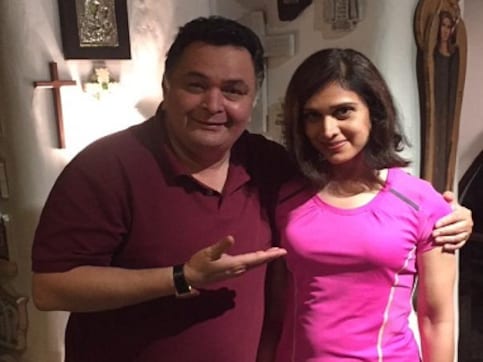 #Throwback: Rishi Kapoor post picture his 'Damini', Meenakshi Sheshadri #Throwback: Rishi Kapoor post picture his 'Damini', Meenakshi Sheshadri