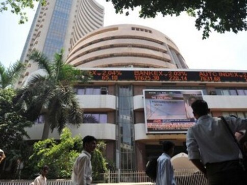 Sensex surges over 400 points on short-covering, inches close to 28,000-mark