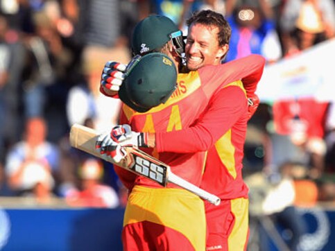 Ervine's maiden century helps Zimbabwe stun New Zealand Ervine's maiden century helps Zimbabwe stun New Zealand