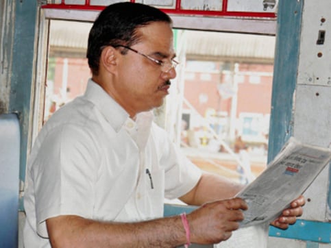Fake degree case: Delhi HC asks Bar Council of Delhi to file report in Tomar case Fake degree case: Delhi HC asks Bar Council of Delhi to file report in Tomar case
