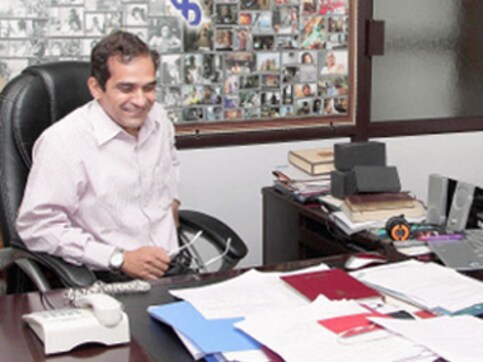 I was illegally confined, tortured and assaulted: FTII Director Prashant Pathrabe justifies arrests I was illegally confined, tortured and assaulted: FTII Director Prashant Pathrabe justifies arrests