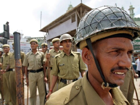 Haryana policeman taken into custody for allegedly trying to molest 6-year-old girl on bus Haryana policeman taken into custody for allegedly trying to molest 6-year-old girl on bus