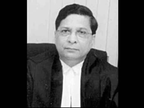 Dipak Misra sworn in as CJI: The 'pro-citizen' judge behind Yakub Memon, Delhi gang rape judgments Dipak Misra sworn in as CJI: The 'pro-citizen' judge behind Yakub Memon, Delhi gang rape judgments