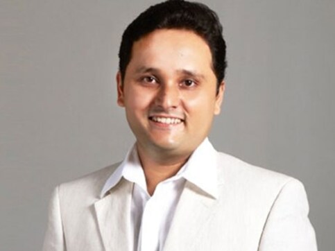 Amish Tripathi's new historical fiction based on semi-legendary UP king Raja Suheldev, to release on 16 July Amish Tripathi's new historical fiction based on semi-legendary UP king Raja Suheldev, to release on 16 July