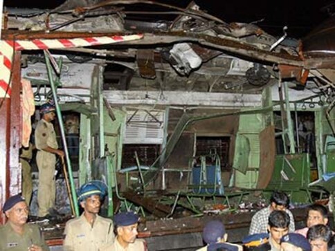 Convicts in 2006 Mumbai train blasts case plead minimum sentence in court
