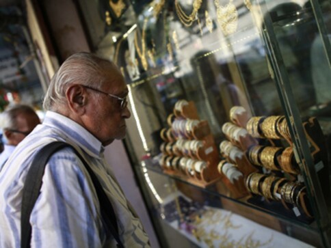 RBI issues gold deposit norms, gives banks freehand in fixing interest rate