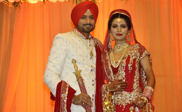 Harbhajan Singh marries Geeta Basra in huge Punjabi celebration, Sachin Tendulkar attends the wedding Harbhajan Singh marries Geeta Basra in huge Punjabi celebration, Sachin Tendulkar attends the wedding