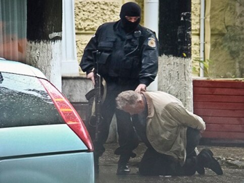 'I want an Islamic buyer because they will bomb US': Investigation reveals nuclear smugglers sought extremist buyers 'I want an Islamic buyer because they will bomb US': Investigation reveals nuclear smugglers sought extremist buyers