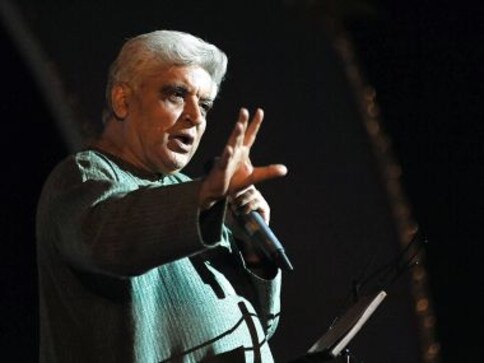 Gully Boy: Javed Akhtar praises daughter Zoya's work — She thinks out of the box, has a strong sense of objectivity Gully Boy: Javed Akhtar praises daughter Zoya's work — She thinks out of the box, has a strong sense of objectivity