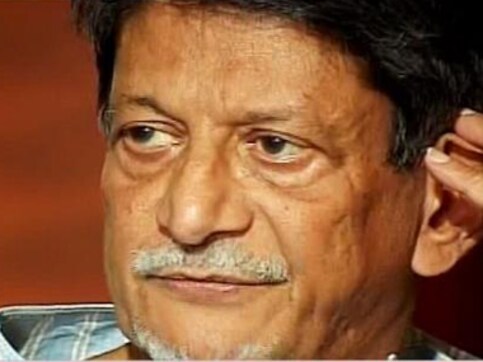 Give Sonia Bharat Ratna for helping Modi to come to power: Sahitya Akademi award winner Kiran Nagarkar Give Sonia Bharat Ratna for helping Modi to come to power: Sahitya Akademi award winner Kiran Nagarkar
