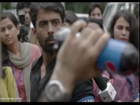 Watch: The latest Pepsi ad takes a dig at FTII protests and it’s not at all cool Watch: The latest Pepsi ad takes a dig at FTII protests and it’s not at all cool