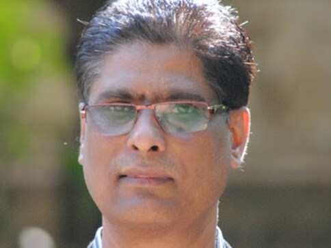 Kannada writer Rahamat Tarikere returns Sahitya Akademi award Kannada writer Rahamat Tarikere returns Sahitya Akademi award