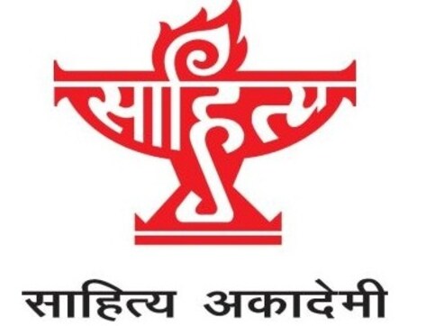 Akademi passes resolution condemning Kalburgi's killing, asks writers to take back awards Akademi passes resolution condemning Kalburgi's killing, asks writers to take back awards