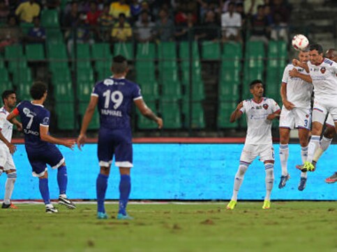 ISL 2015: Indiscipline and three other factors that cost Chennaiyin FC the game against FC Goa ISL 2015: Indiscipline and three other factors that cost Chennaiyin FC the game against FC Goa
